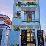 Chính chủ bán nhà 1 trệt 2 lầu giá 1 tỷ 3, ngay kcn visip3, sổ sẵn