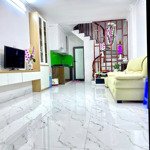 Siêu phẩm nhà riêng khương trung, 10m ra ô tô, full nội thất, 30m2 5 tầng chắc chắn.