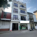 Cho thuê mặt tiền kinh doanh đường lý sơn - long biên, mặt chính đường to, đông đúc