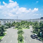 Bán căn nhà 2 mặt tiền cạnh siêu thị aeon mall nhựt bản