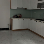 Gấp cho thuê 40m2x5tầng, nhà mới 100% xd để ở, ô tô, thang máy, vp để ở, kinh doanh