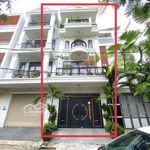 Cần bán nhà mới, full nội thất đường d1 kdc phú mỹ chợ lớn, quận 7. giá 13,7 tỷ