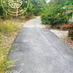 đất vuông giá rẻ có kèm đất vườn thổ cư
