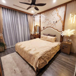 Cho nữ thuê 1 phòng trong căn hộ chung cư hacico 107 nguyễn chí thanh full đồ giá 5tr/1 tháng/phòng