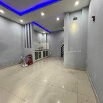 Bán nhà 2 tầng đường chu văn an, giá 3,8 tỷ, lh: 0932669947