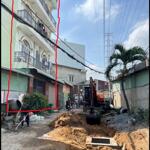 Giá: 9,9 tỷ - dt: 9 x 17- 4 lầu - 12 phòng - đường 8m thông - sát mt nguyễn ảnh thủ - quận 12