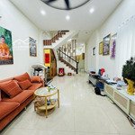 Chính chủ kẹt tiền bán gấp nhà huỳnh văn bánh, p.14, phú nhuận - 77m2 (4x19) - 4 tầng có 4pn và 4wc