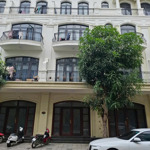 Chính chủ cần bán nhà liền kề chà là 7-58,5m2, hoàn thiện 5 tầng vinhomes ocean park 2 giá 8 tỷ