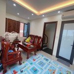 Vị trí trung tâm phường ngọc thuỵ- ngõ rộng thoáng -bao quanh bởi tiện ích -31m2-5tầng-5,6 tỷ