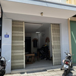 Bán nhà mặt tiền cấp bốn ở 58 hoàng văn thụ - nha trang giá rẻ chỉ 120tr/m sổ hồng