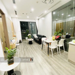 Chính chủ bán căn 1pn-1wc diện tích 45m đầy đủ nội thất tòa tonkin2 the tonkin vinhomes smart city
