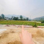 Bán gấp 75m2 mặt ngõ quốc oai, gần tổ hợp y tế, giá 1ty900 triệu thôi.