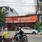 Bán căn nhà cấp 4, mặt tiền nguyễn văn thương, bình thạnh; dt 11,8m x 26m. giá 72 tỷ tl