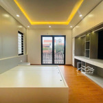 Nhà riêng siêu đẹp ở thị trấn trạm trôi 31m2 5 tầng chỉ với 4,7 tỷ .