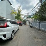 Ntl//nhà 2 tầng 56m2 nở hậu tài lộc xe hơi ngủ trong - chỉ nhỉnh 6tyxxx - lh 0708649022 ms vân