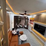 Bán nhà trần khát chân ,35m2 x 5 tầng