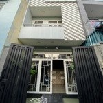 Nhà đẹp tôn đản q4 - hẻm ôtô - 45m2 - 5x9m- 3 lầu đúc-chỉ 6 tỷ nhỉnh