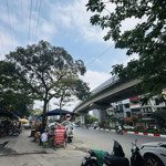 Bán nhà mặt phố hào nam 56m2 5 tầng - thang máy - kinh doanh