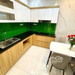 Nhà trung tâm đống đa, dt: 45m2*3 tầng, mặt tiền hơn 3m, giá hơn 6 tỷ