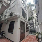 Bán nhanh, nhà căn góc tại ngõ 219 phường bồ đề phường long biên dt 30,6m x 4,5 tầng. giá 6,15 tỷ.