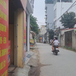 Khu vực trung tâm long biên, đường thông, khu vực nhiều tiện ích, dân cư đông đúc 46m2 - 4,5 tỷ