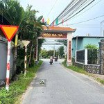 Bán đất tại ao gòn, tân lân, cần đước, cách ngã 3 tân lân 500m. 450tr/200m2, shr, mua bán nhanh