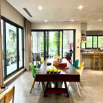 Bán biệt thự khu vườn đào 325m2, có sân vườn, gara oto