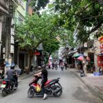 Bán nhà mặt đường dư hàng, gần chợ
