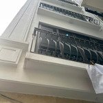 Nhà đẹp 5 tầng không gian thông thoáng thiết kế hiện đại lô góc tại phố lụa vạn phúc giá 6,5 tỷ
