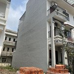 Bán nhà kđt cienco 5 tân lập. 4 tầng đã hoàn thiện nội thất,có thang máy, 2 mặt ngõ