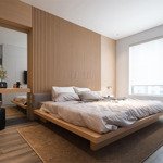 Bán chung cư trung yên i - vũ phạm hàm, 125m2, 3 phòng ngủ, giá: 8.2 tỷ. lh: 0379455020