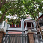 Cho thuê nhà ngõ 31 hoàng cầu- đống đa 55m* 5 tầng, nhà mới đẹp, đồ cơ bản, ô tô đỗ. giá thuê 22tr