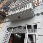 Bán nha gần mặt phố tân mai quận hoàng mai,30m2x4 tầng, sổ đỏ chính chủ, gần bến xe ,trường học