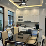 Chính chủ cho thuê song lập full đồ nội thất cao cấp vinhomes ocean park 1 ở ngay (miễn trung gian)