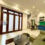 Siêu hot! chủ bank gấp nhà 5 tầng bắc từ liêm, hà nội, chỉ với 5. x tỷ, lh 0389399601