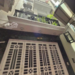Bán nr tại kim mã, 11,2 tỷ, 58m2, 4pn, 4wc, đẹp xuất sắc
