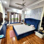 Bán nhà lạc long quân, 6 tầng, ở ngay, 7.65 tỷ