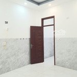Cho thuê phòng ngay bách hóa xanh long trường, tp tđ, có máy lạnh khu dân trí cao