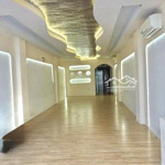 Cho thuê nguyên căn nhà đẹp đường trần quang diệu, quận 3, tphcm