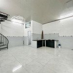 Nhà lạc long quân đẹp, rộng chỉ với 10 triệu