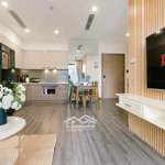 Bán căn hộ flemington , diện tích 97m2 , 3pn , 2wc , 7 tỷ giá siêu hời . lh 0908374425