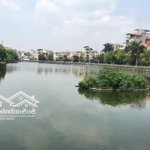 Bán nhà quan nhân, 42m2 x 5 tầng, ô tô tránh, kinh doanh, view hồ mát quanh năm, giá chào 11.5 tỷ