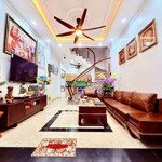 Cần bán gấp nhà kim giang gần cầu bắc linh đàm, vài bước chân ra khu đô thị the manor centra park