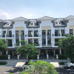 Bán nhà phố verosa park khang điền, dt 5x19, nhà thô 1 trệt 3 lầu mặt tiền đường 24m