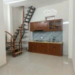 Bbán nhà đê trần khát chân, ba bước ra ngã ba lò đúc, gần chợ, trường học dt 27m2 giá chỉ 4tỷ
