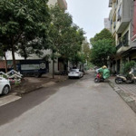 Bán nhà siêu đẹp tại tây mỗ ngõ thông, ô tô đỗ gần ở ngay, hưởng trọn tiện ích diện tích 32m 5