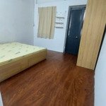 Cho thuê nguyên tầng 1 xvnt 2 pn, trung tâm và nhiều trường đại học, đầy đủ nội thất, ở ngay