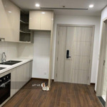 Cần bán căn hộ 2pn-2wc diện tích 58m2 toà b masteri west heights vinhomes smart city. giá 4,2 tỷ