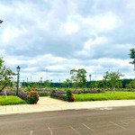 đất kđt ân phú không khuyết điểm, đối diện hoa viên