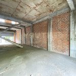 Cần bán dự án uni - town 4 lầu dt: 411.4m2, nhà thô. lh: 02743803578